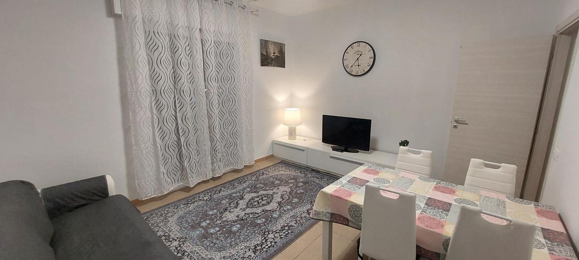 Comodo A Tutti Servizi Apartment